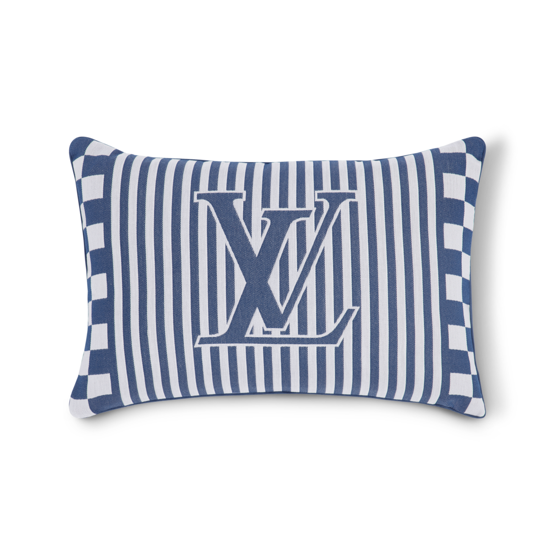 LOUIS VUITTON ネイビー クッション 中古・古着通販】LOUIS VUITTON (ルイ ヴィトン) クッション・LV